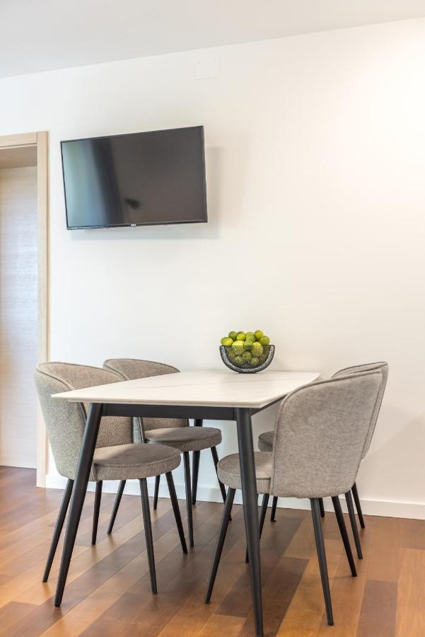 Apartment Fortuna Split Bagian luar foto