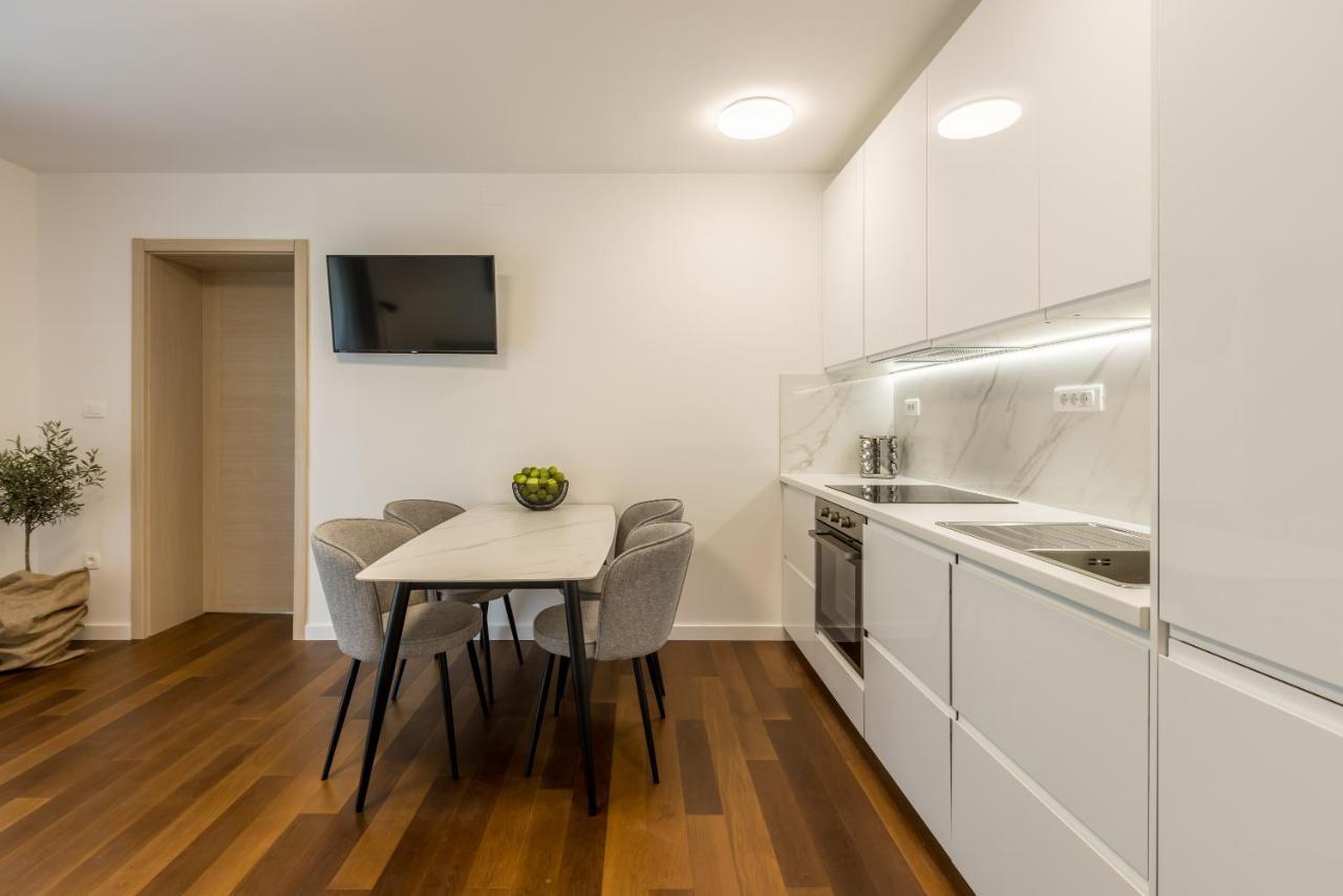 Apartment Fortuna Split Bagian luar foto